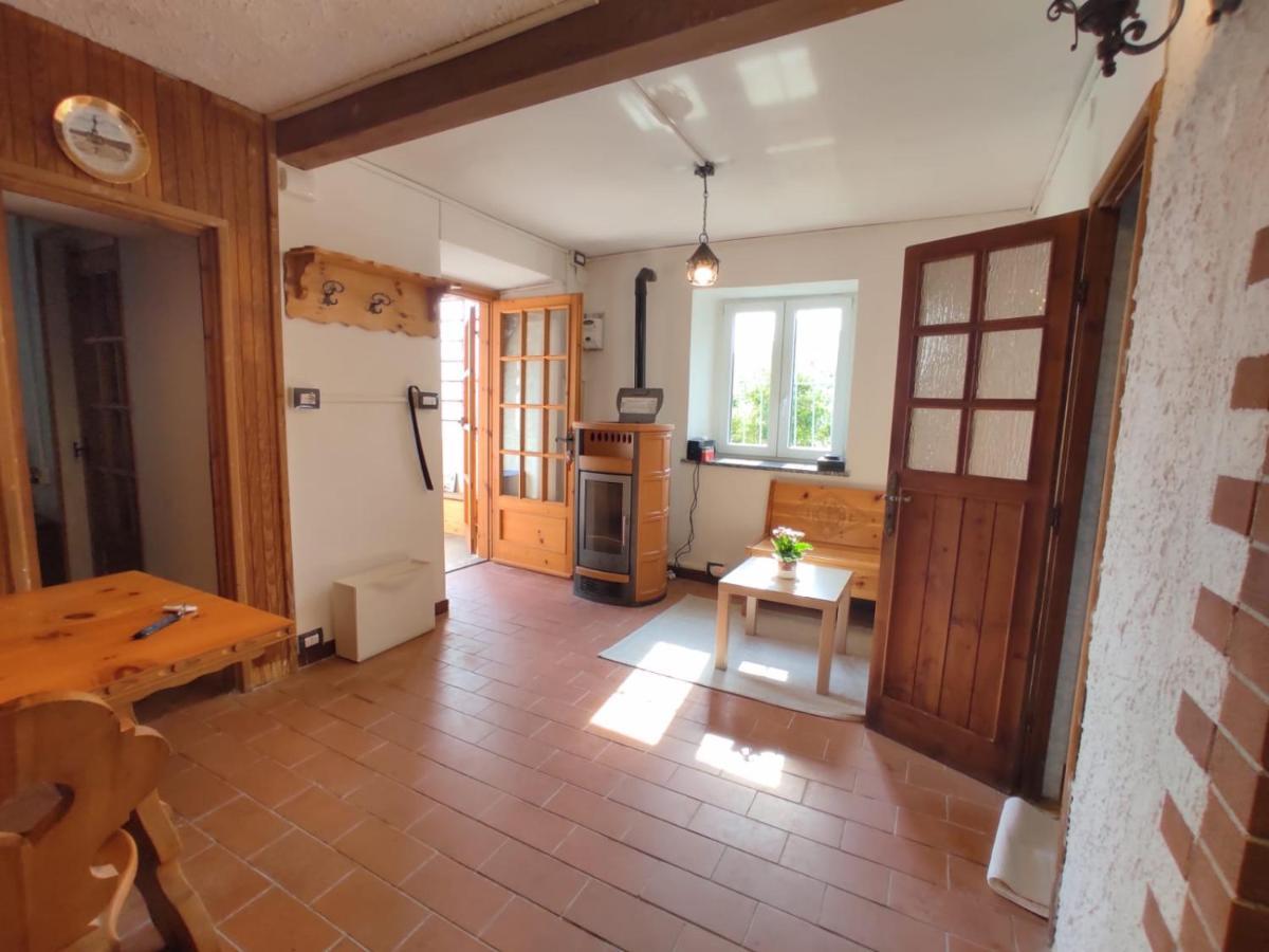 Appartamento Con Giardino Privato. Rubiana Экстерьер фото
